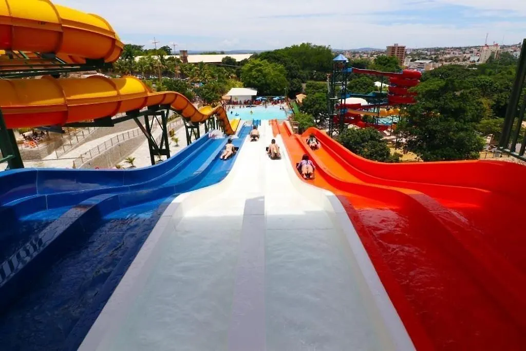Spazzio Diroma - Com Acqua Park, Splash E Slide - Caldas Novas -Go
